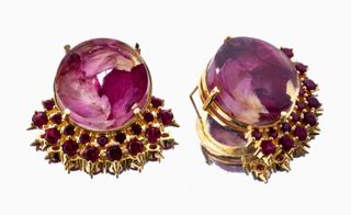 Sa Majeste La Rose earrings