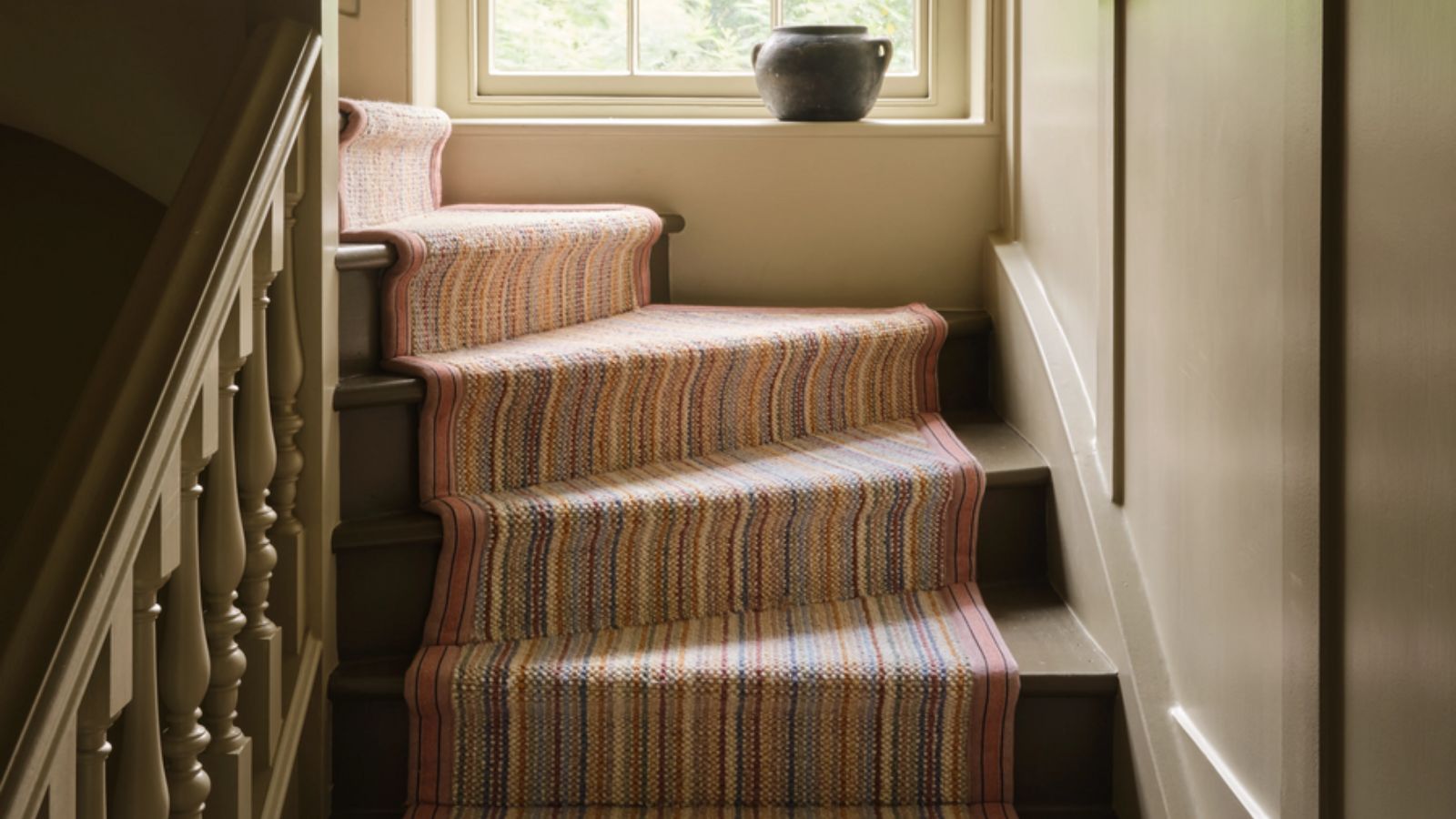 Could the secret to a clutter-free home be right under your feet?