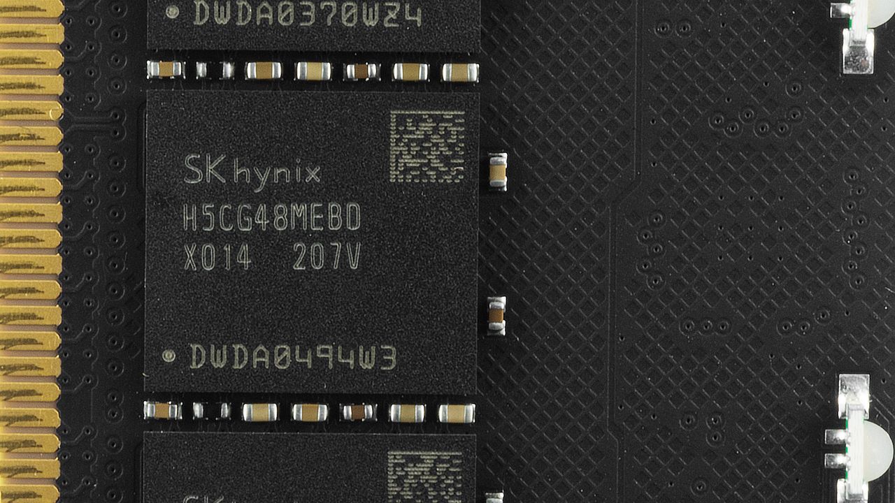 Thermaltake ToughRAM XG RGB DDR5-5600 C36