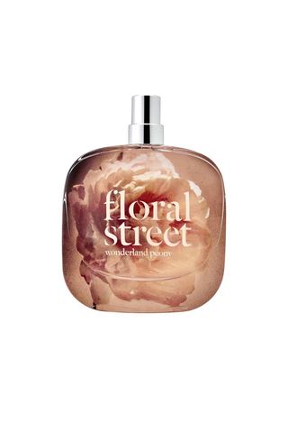 The Best Floral Perfumes to Spritz | Marie Claire
