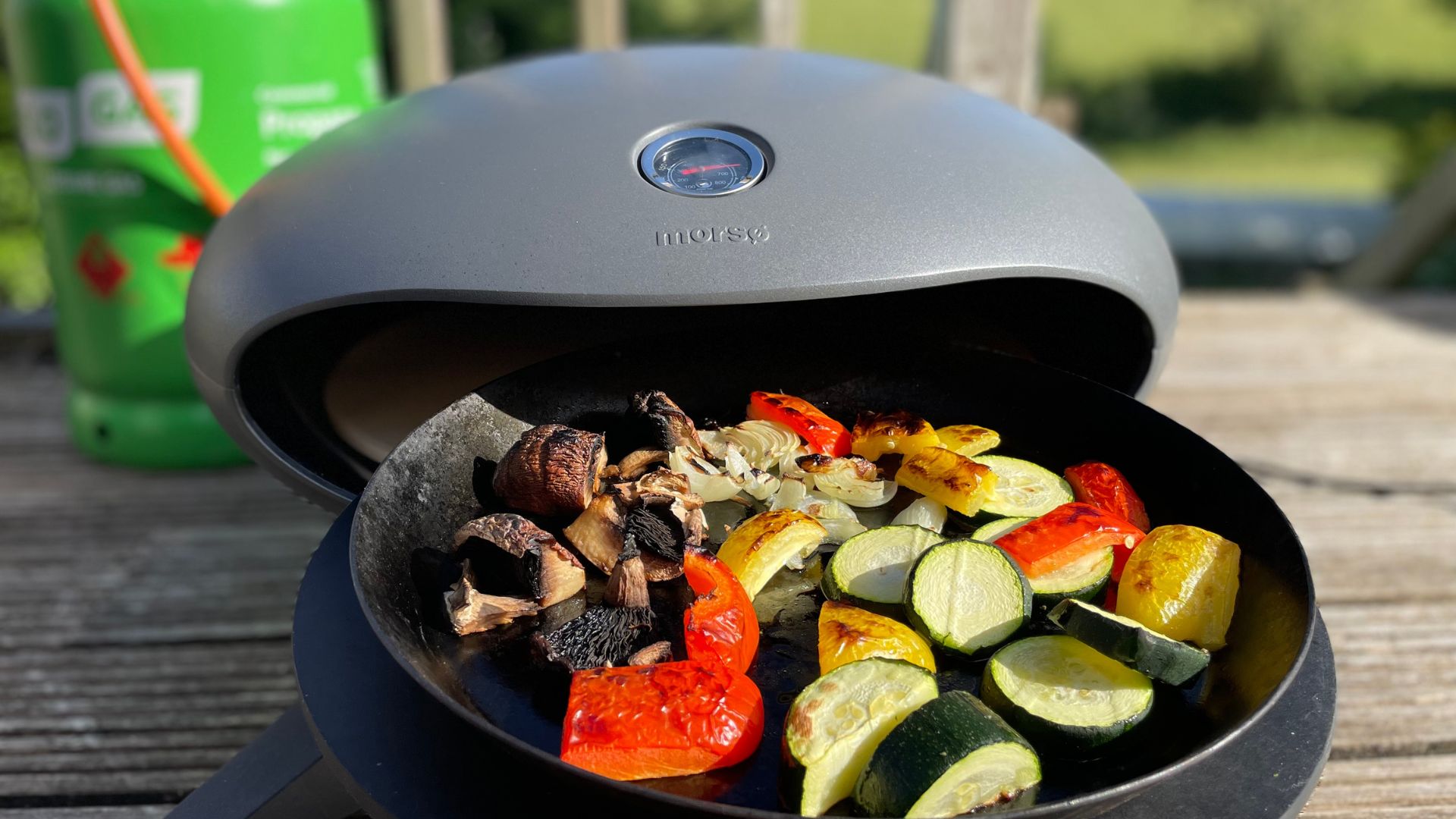 Vegetables cooked in the Morso Forno Spin