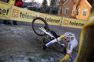 Fortunately, Wellens emerged relatively unscathed. Nothing broken at least.