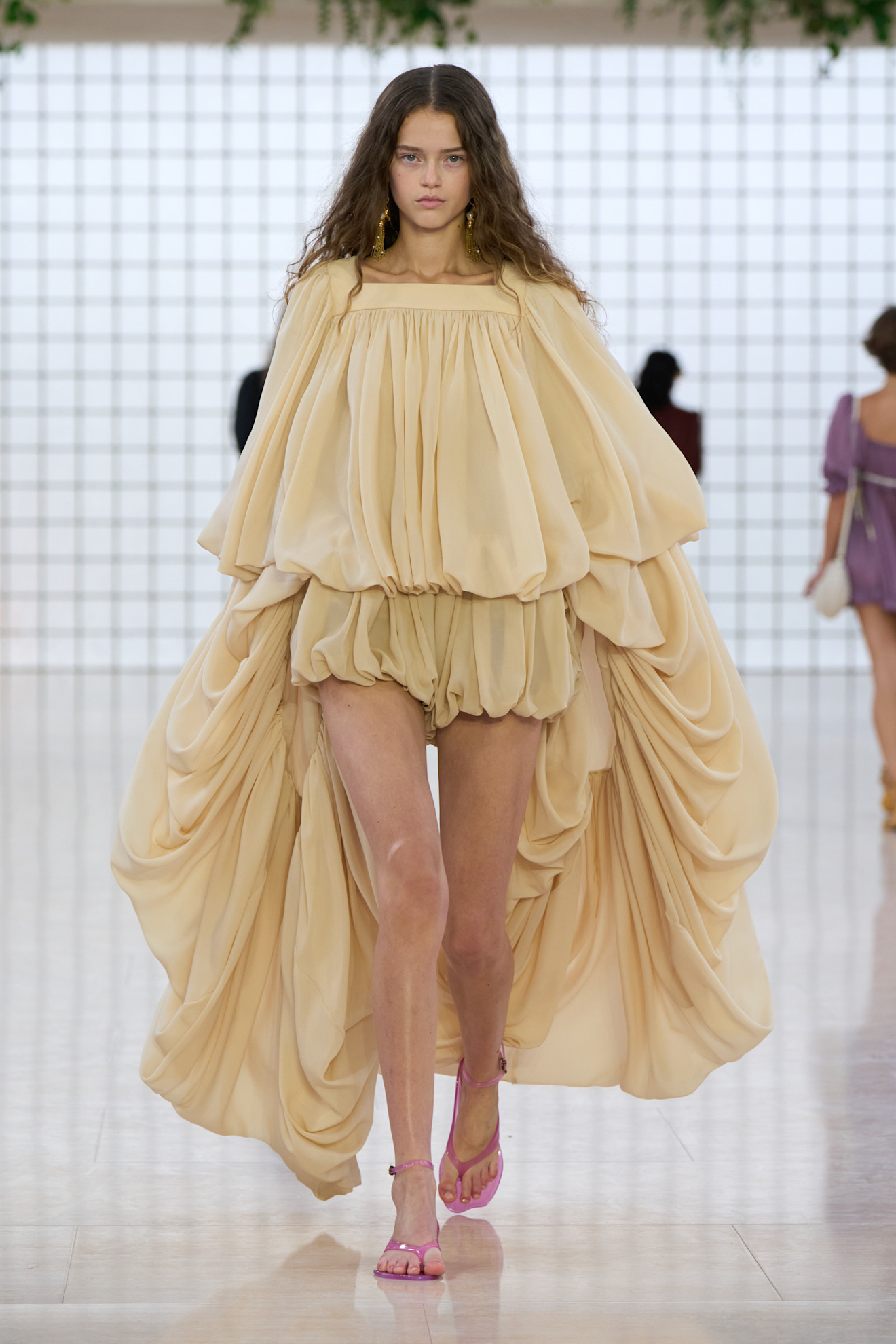 Flip flops on the Chloé spring/summer 2025 runway.