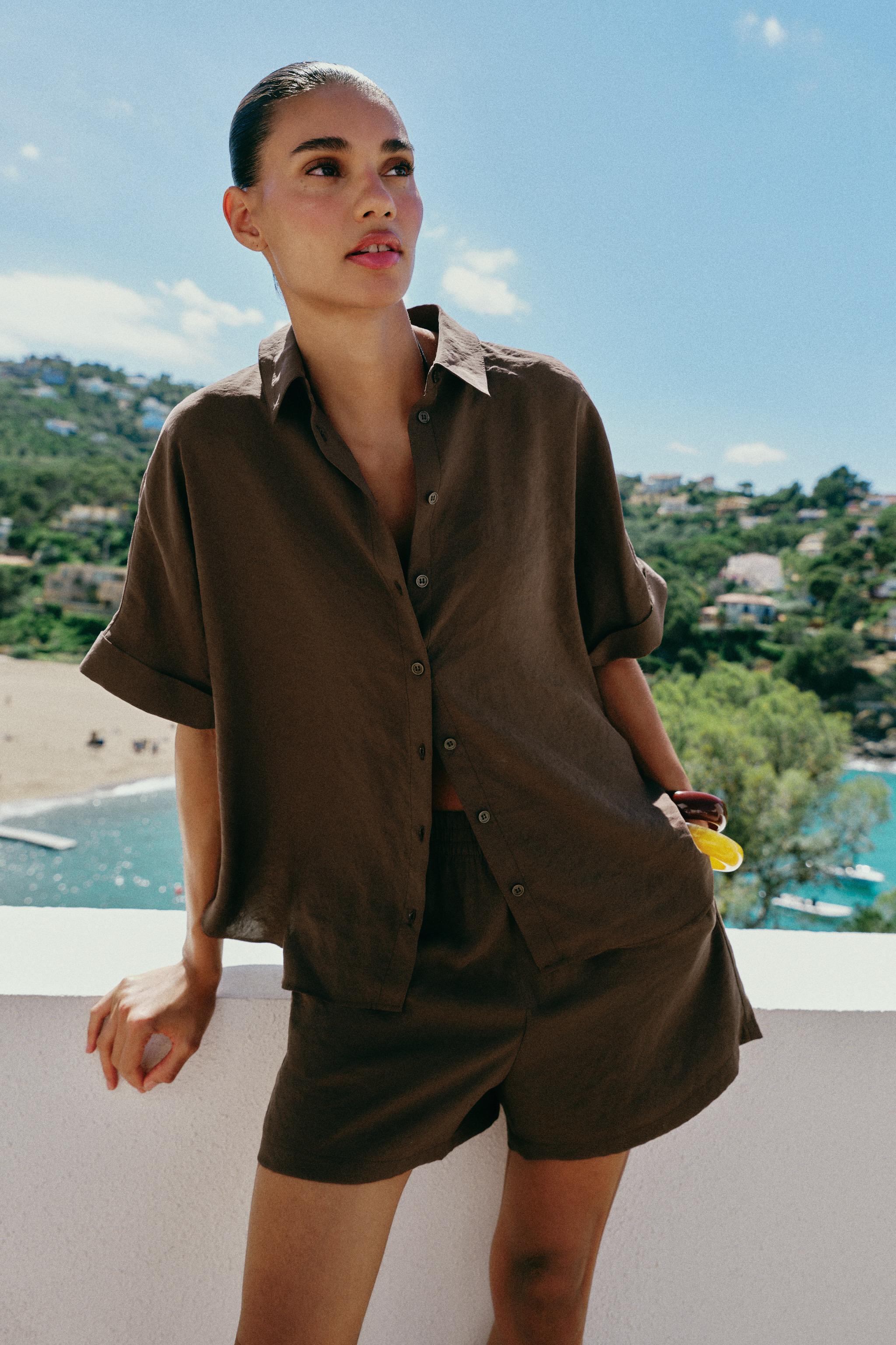 Short Sleeve Flowing Shirt - Dark Brown - Xs