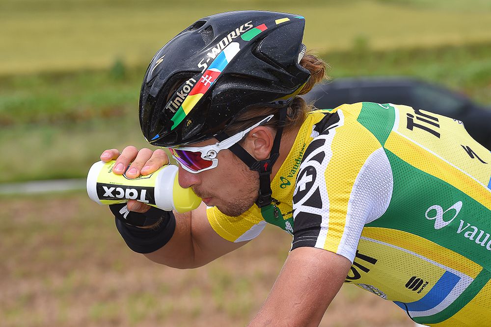 Peter Sagan takes on refreshments during stage 4 at the Tour de Suisse