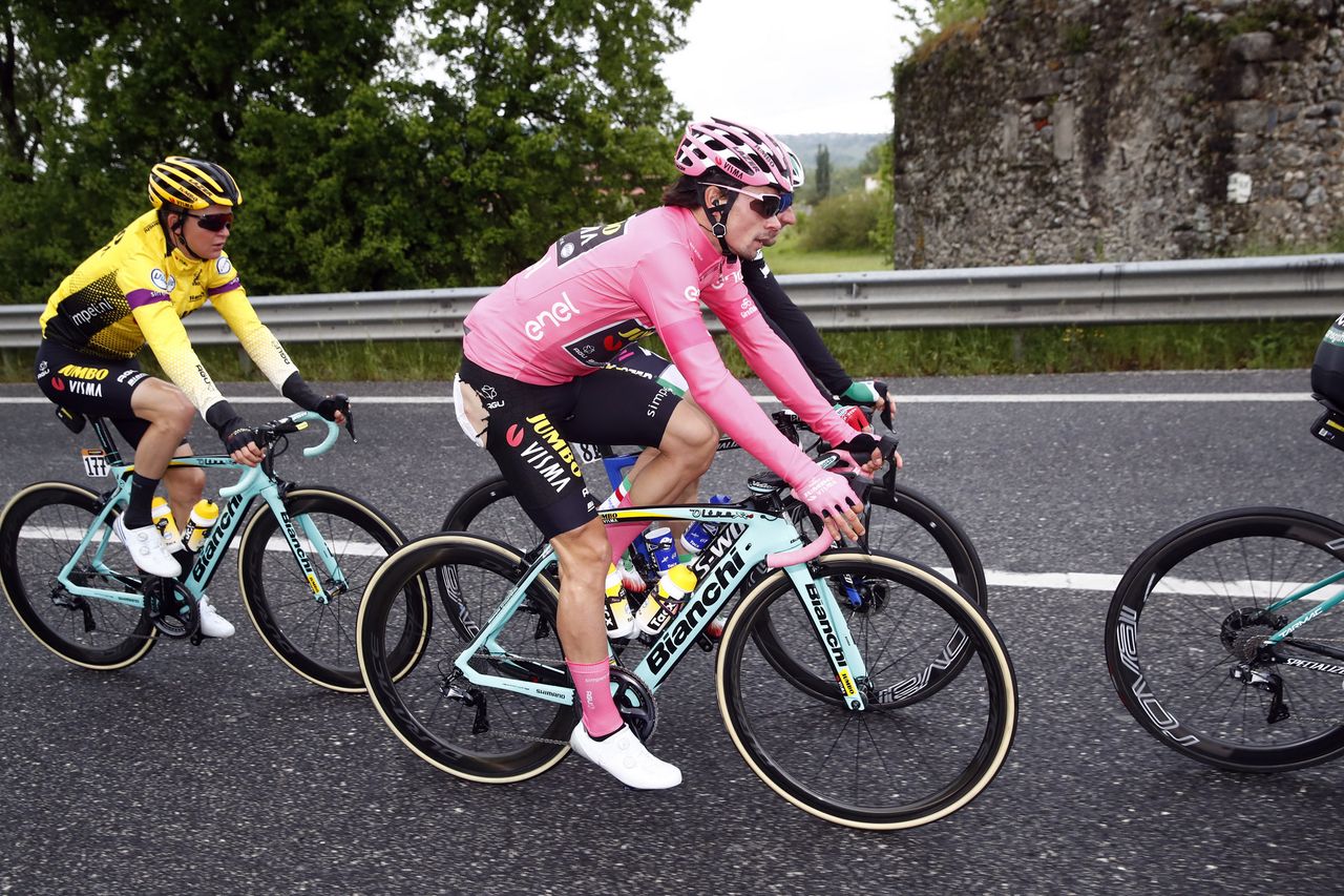 Primoz Roglic (Jumbo-Visma) bearing the battle scars of the earlier crash