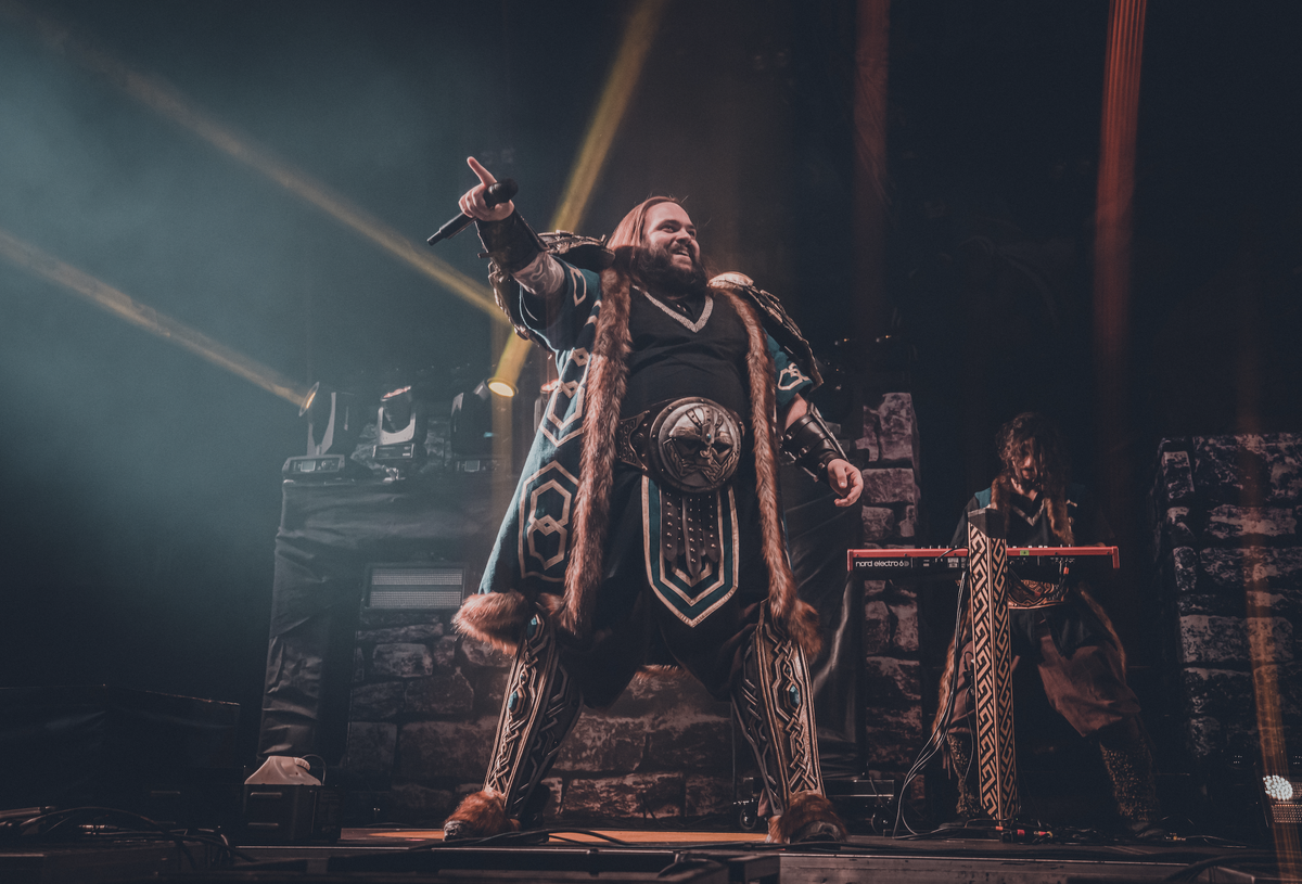 Wind Rose on stage