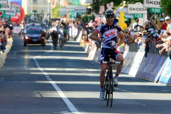 Bak takes his first win of the year for his Lotto Belisol team in stage 12 of the Giro d'Italia