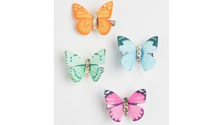 H&M 4-pack hair clips - one of the best hair accessories for girls 2022