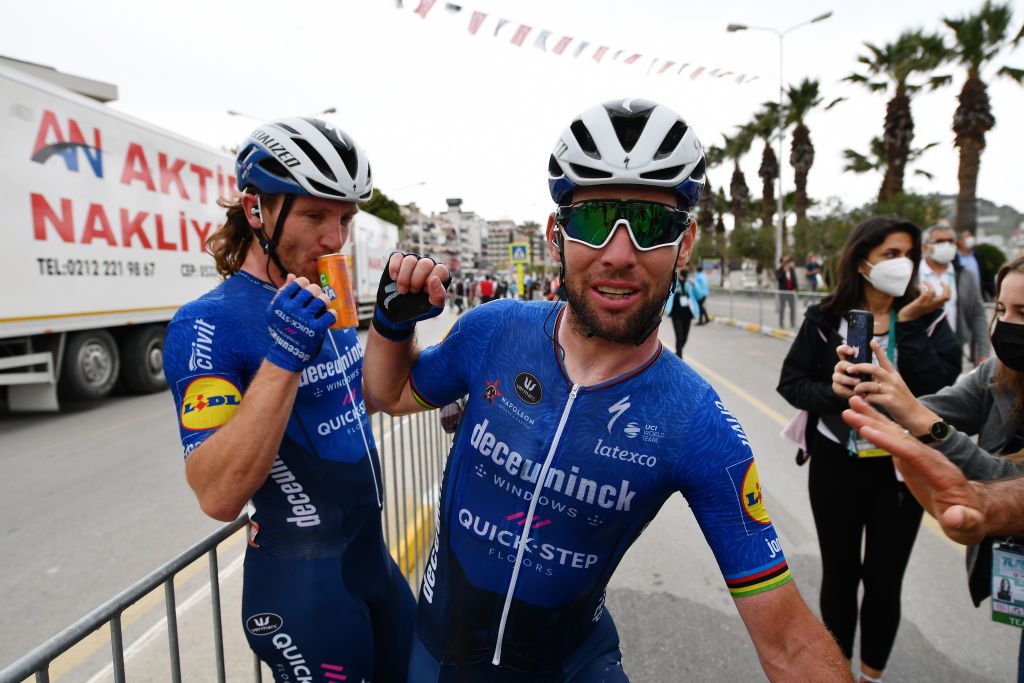 Photo of Lefere: Emmener Mark Cavendish sur le Tour de France aurait rendu Sam Bennett nerveux