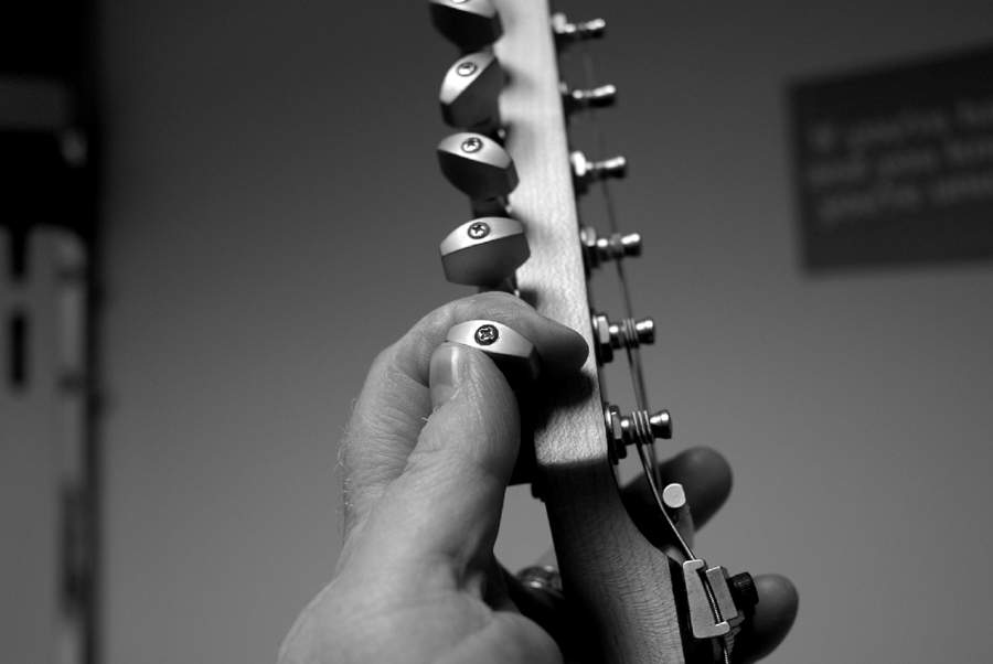 Tuning a guitar