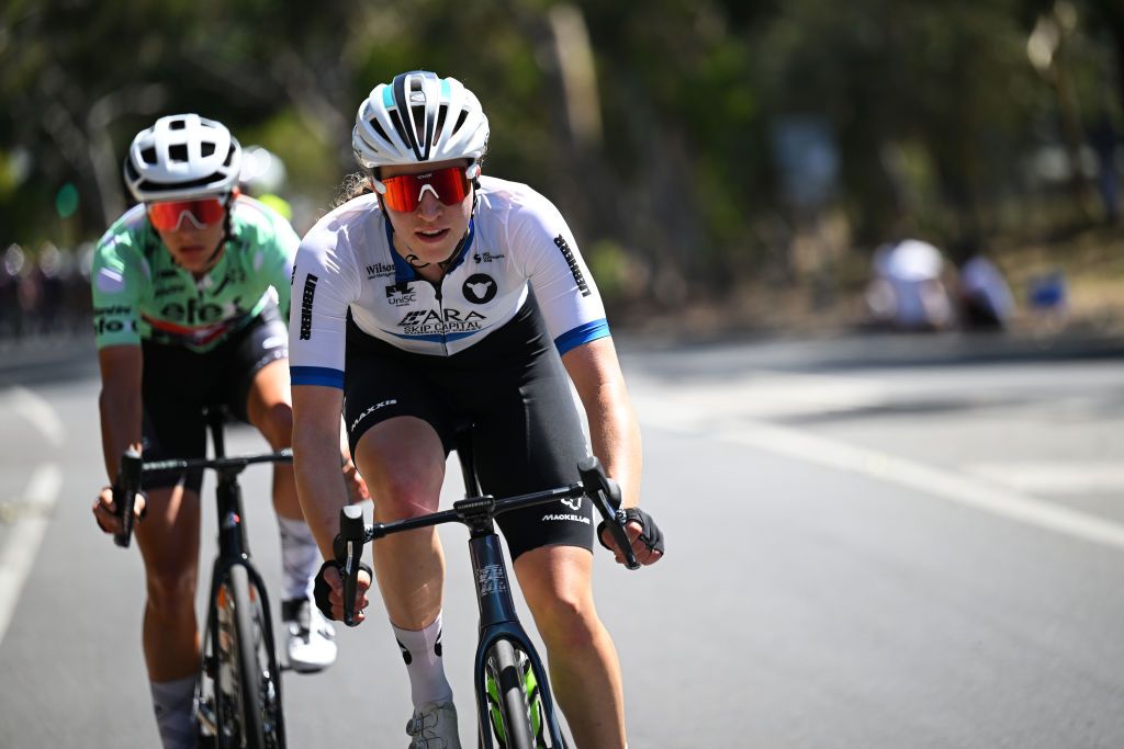 Sophie Edwards (ARA - Slip Capital) setting the pace in the breakaway