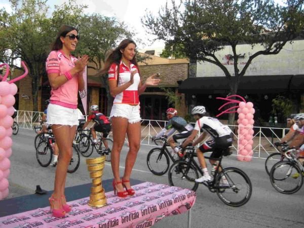 Claudia Romani and Beatrice Fogliata cheer on the riders