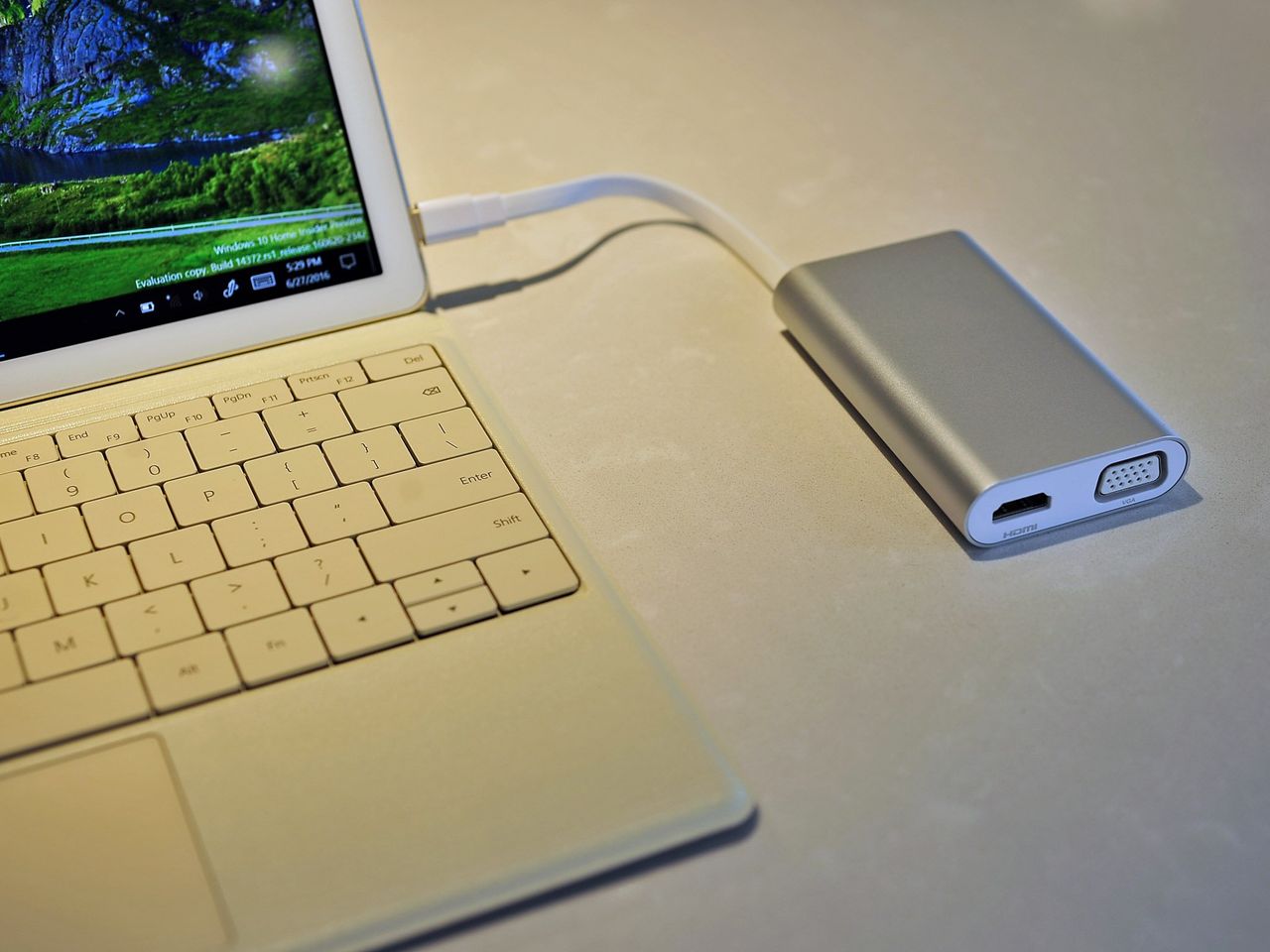 Huawei MateBook MateDock