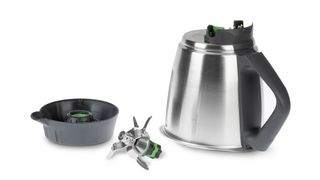 With its stainless steel components the Thermomix TM6 oozes premium appeal from every angle