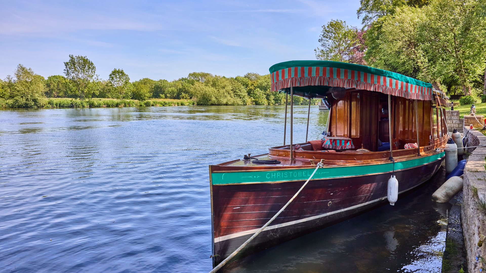 Boat sat on the river 