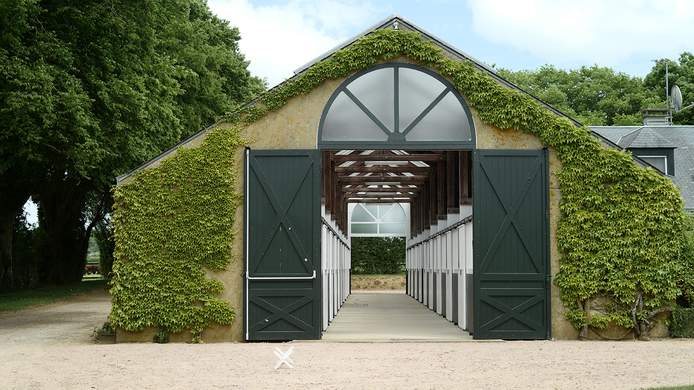 Stud-farm-_Fresnay-le-Buffard_-c-Engel-_-V%C3%B6lkers-Market-Center-Paris-5.jpg