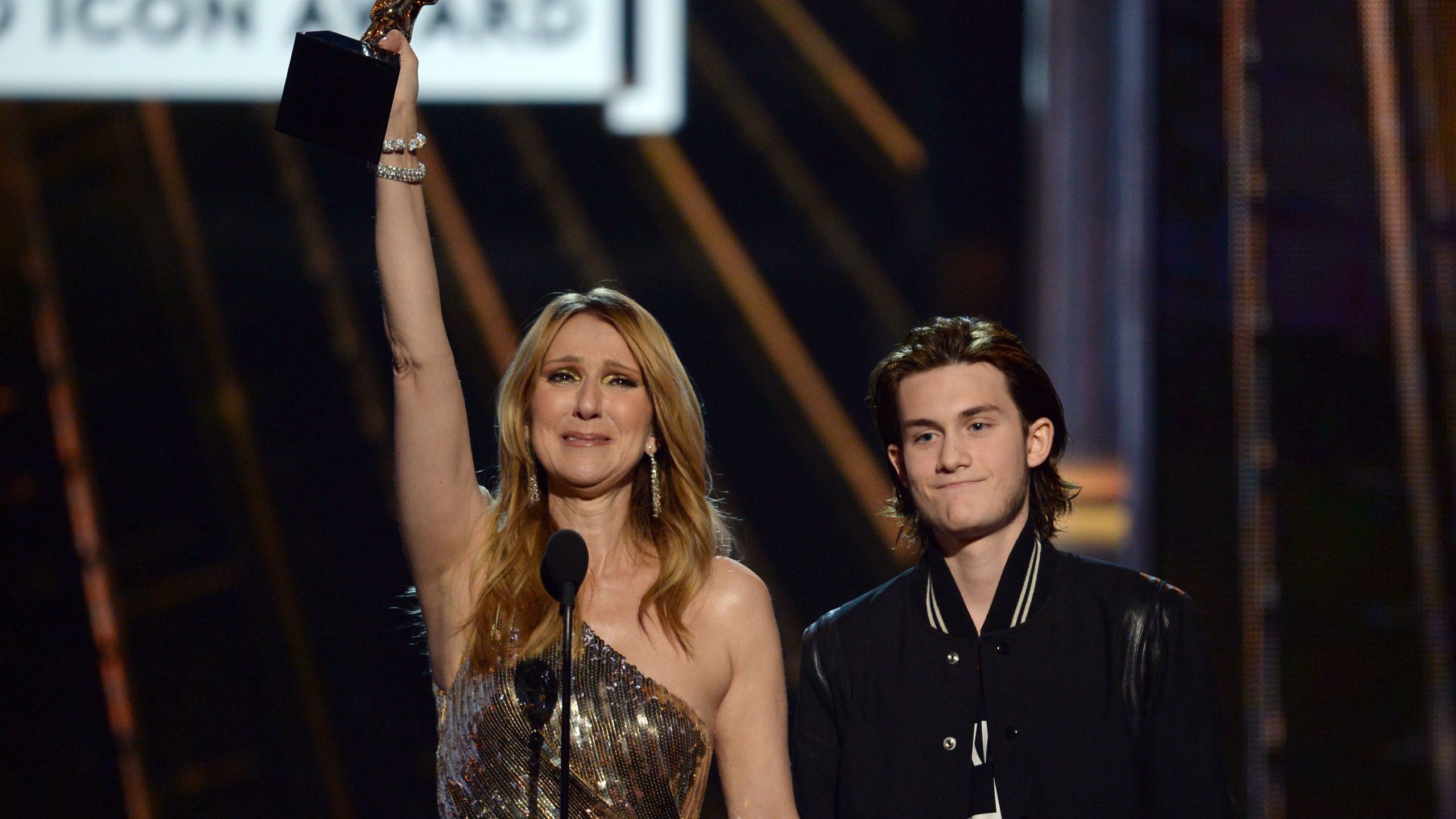 Celine Dion Tearfully Accepts Billboard Icon Award - Billboard Music ...