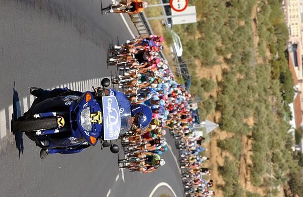 The peloton in the early stages