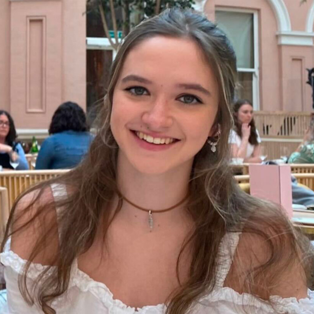 Netflix Sets October Release For Tomb Raider The Legend Of Lara Croft 