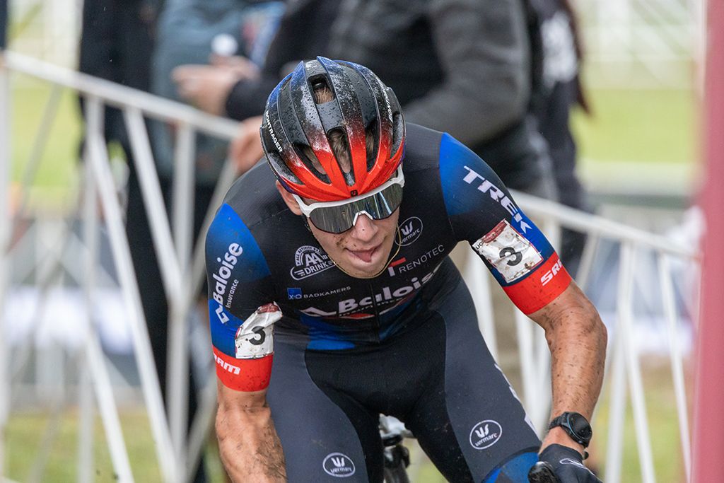 Pim Ronhaar with 3 laps to go at the Waterloo UCI Cyclo-cross World Cup men's elite race 2021