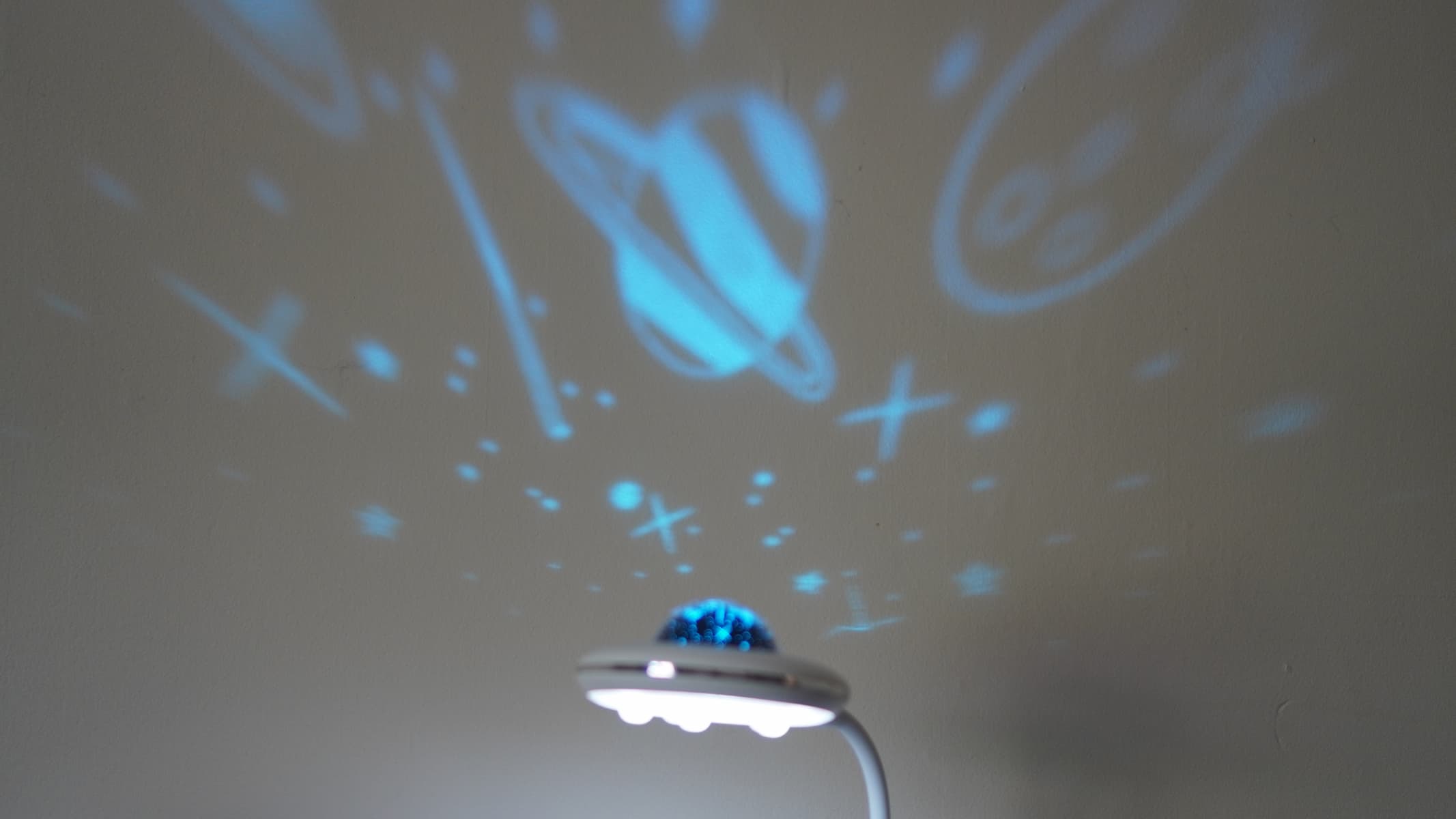 astronaut lamp
