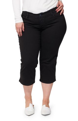 Straight Leg Capri Jeans