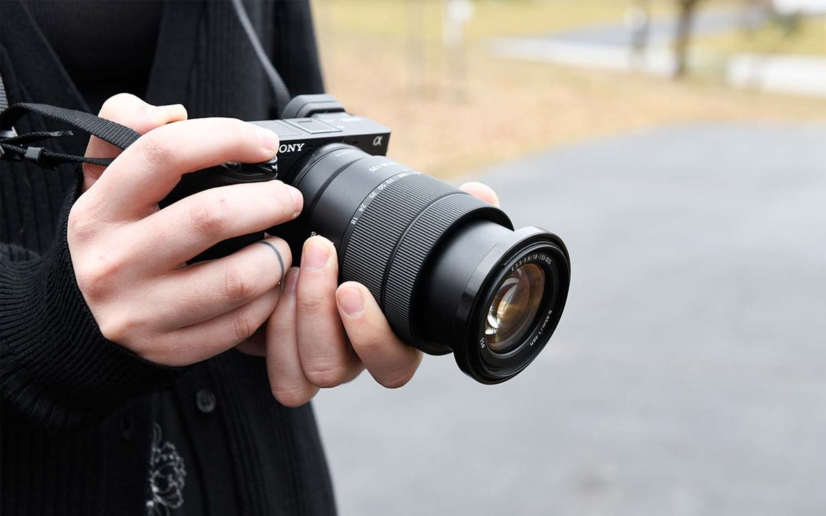 Sony Alpha A6400 Mirrorless Digital Camera With 18-135mm Lens