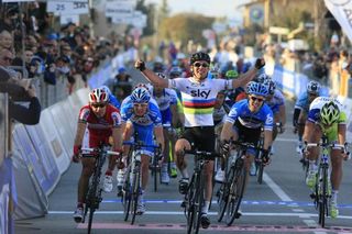 Stage 2 - Cavendish takes sprint victory in Indicatore