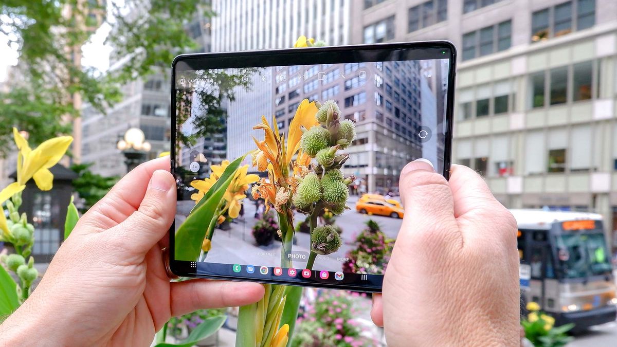 Samsung Galaxy Z Fold 4 taking photos on 7.6-inch display