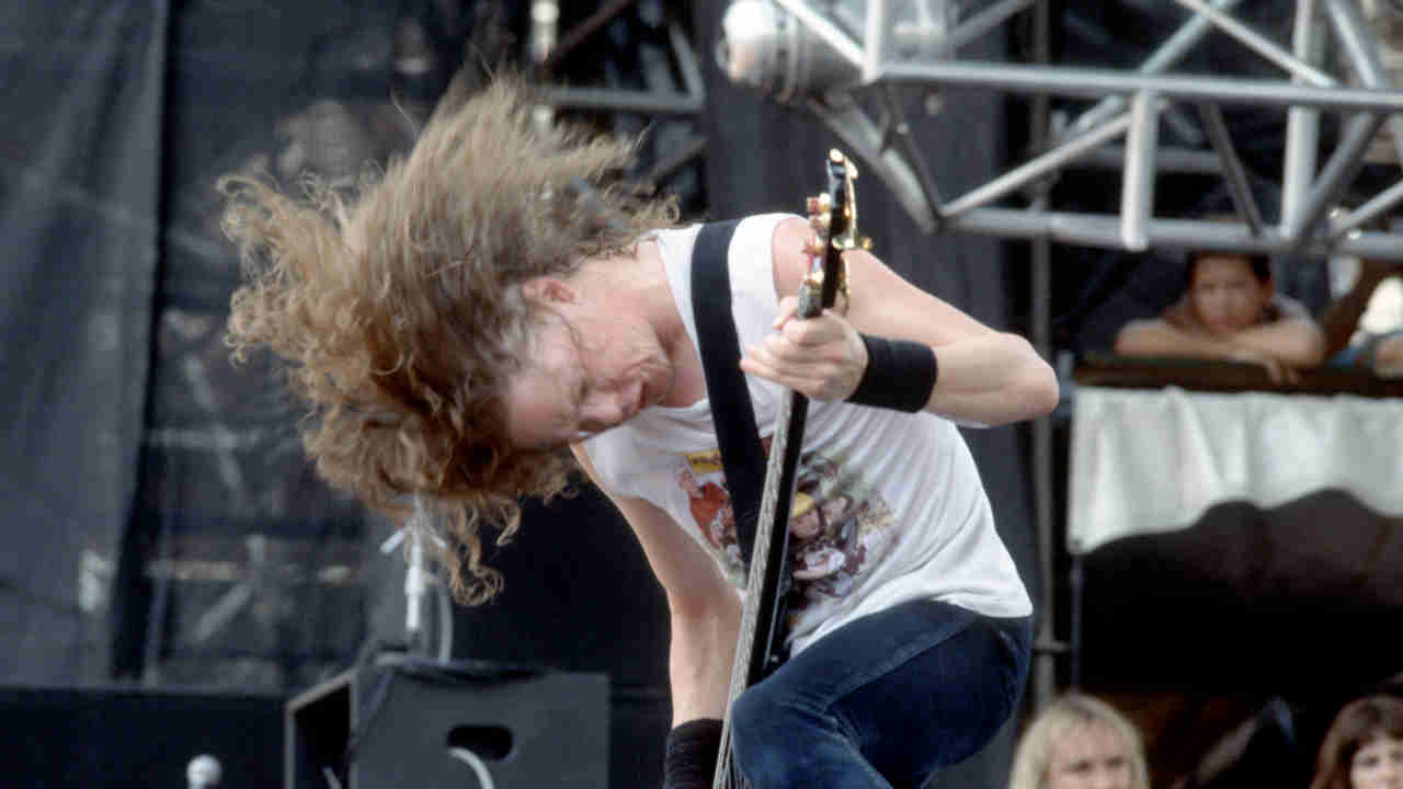 Metallica&amp;rsquo;s Jason Newsted performing onstage in 1988