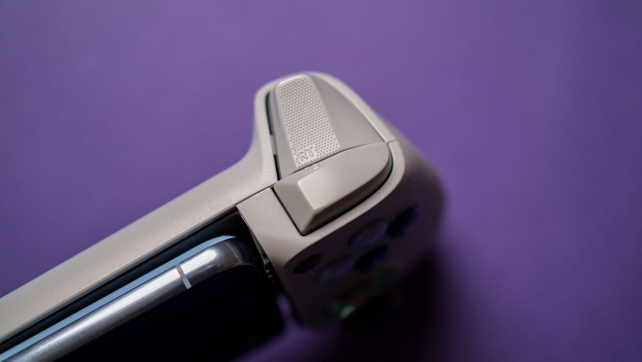 GameSir G8 Galileo triggers