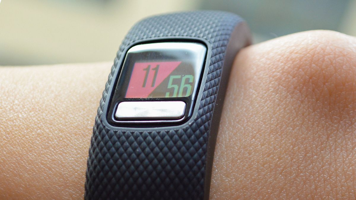 Garmin Vivofit 4 review: A fitness tracker you'll never need to charge ...