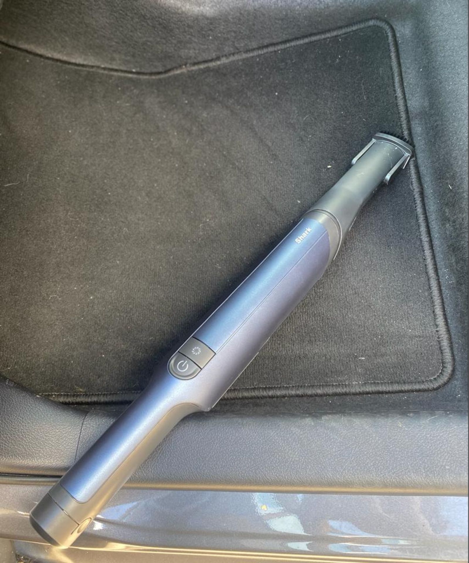 Shark Wandvac Power Pet Cordless Handheld Vacuum Review | Real Homes