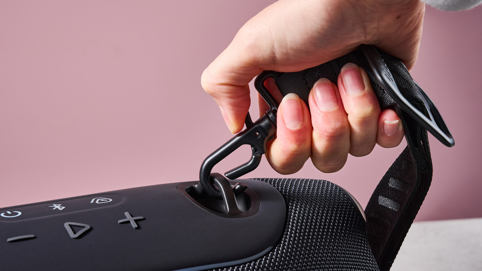 JBL Xtreme 5 handle