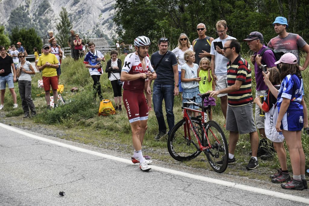 Alexander Kristoff (Katusha-Alpecin) crashed