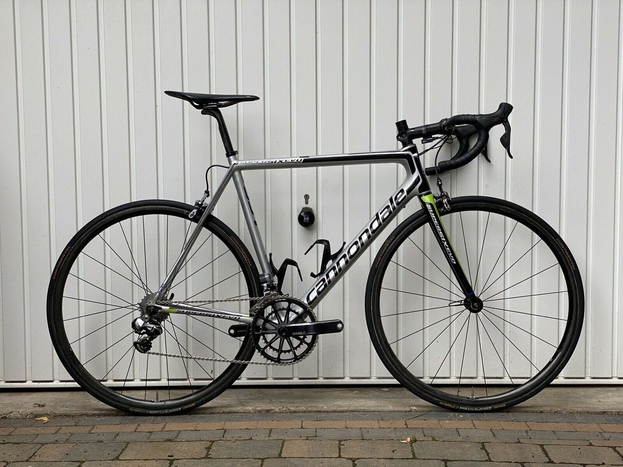 A Cannondale SuperSix Evo Hi-Mod Di2 bike on eBay