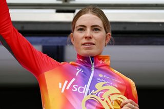 Demi Vollering in driving seat at Vuelta a Burgos Feminas ahead of queen stage