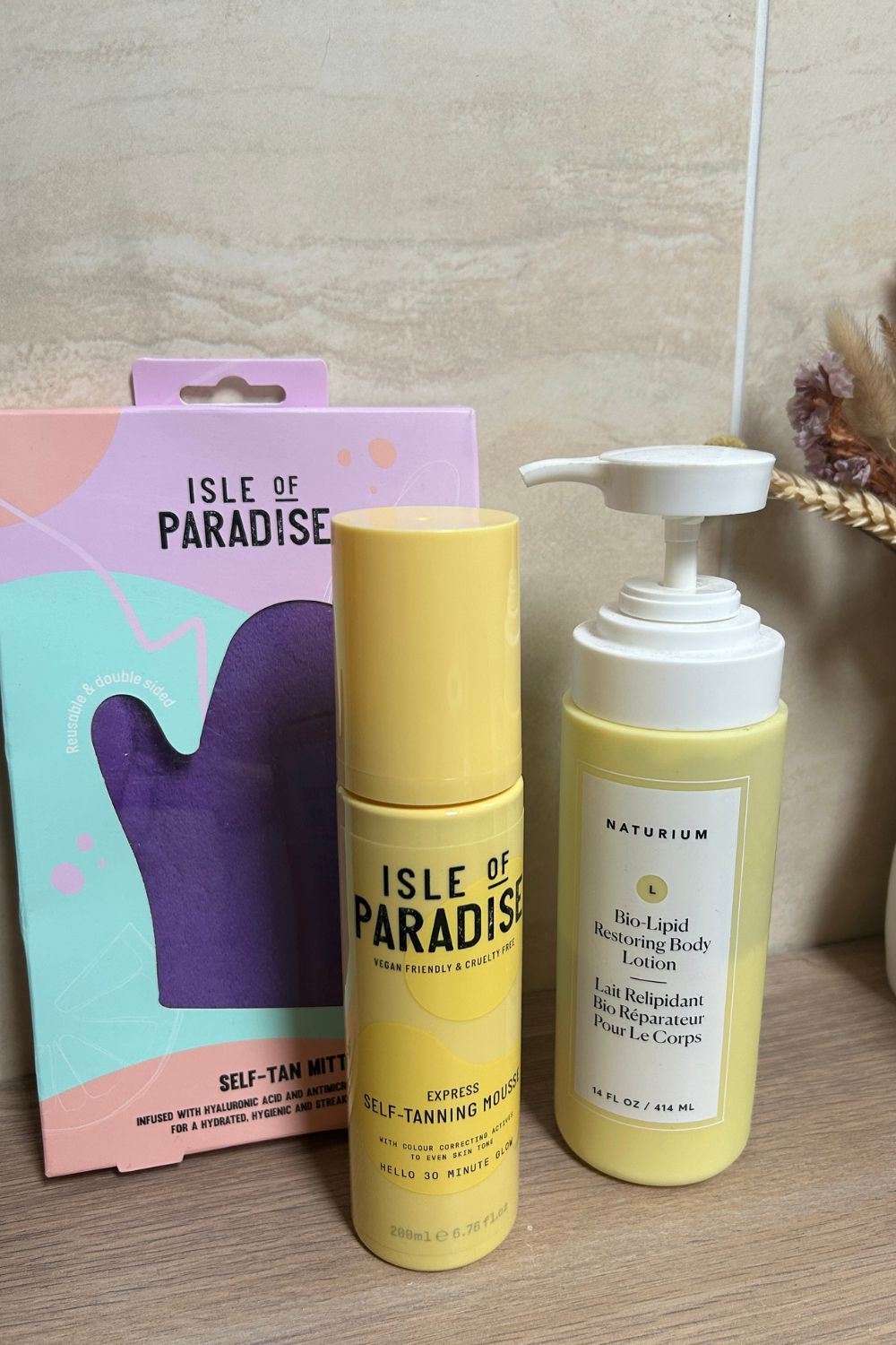 Isle of Paradise 30 Min Express Self Tanning Mousse