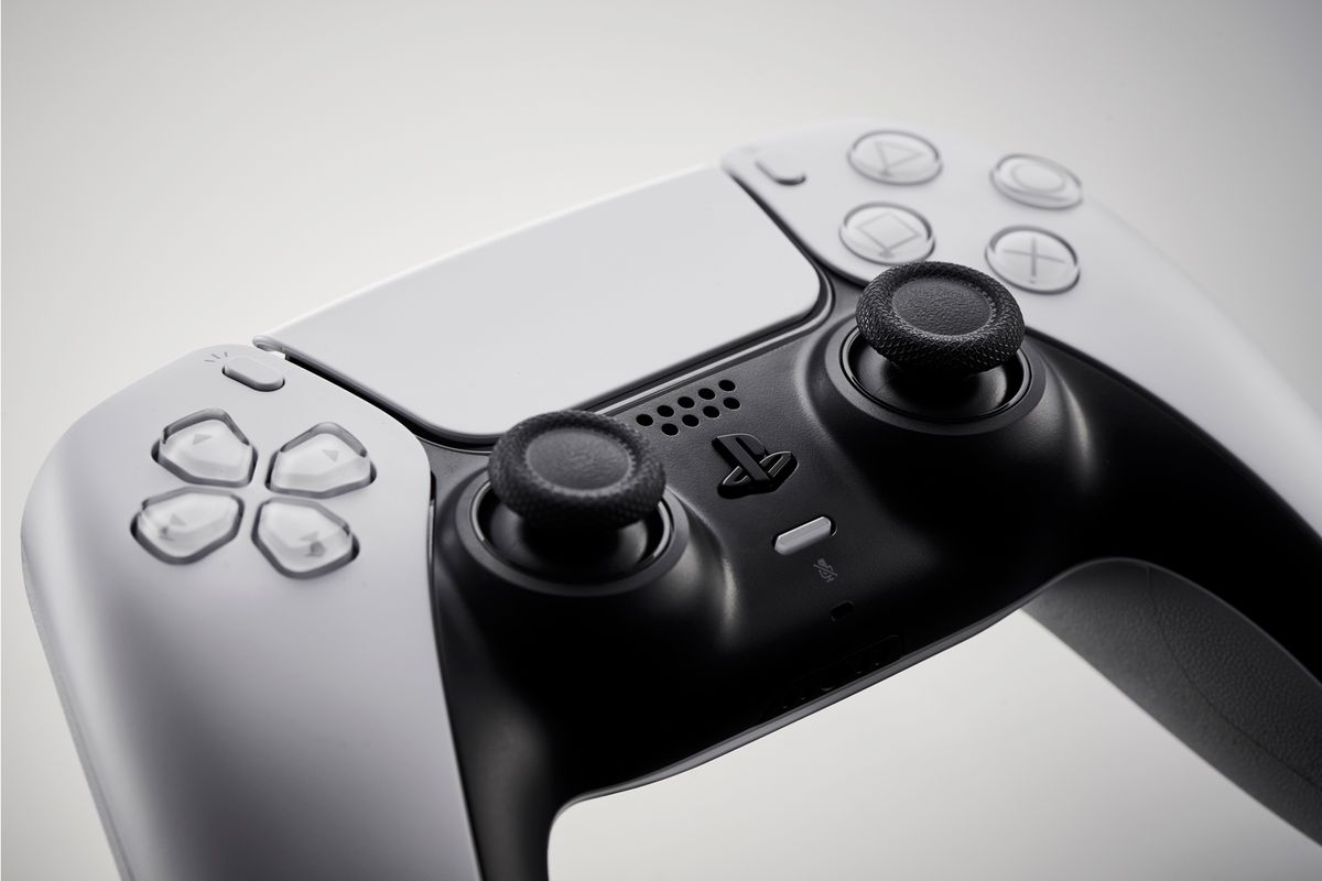 New disassembly of the PS5 DualSense controller says it has ‘417 hours’ until the stick drift starts