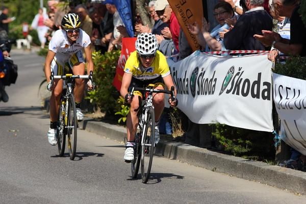 Race leader Emma Pooley (Cervelo Test Team) finishes with enough time to retain the race lead.