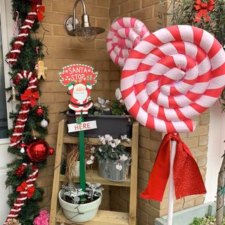 The giant £10 candy cane lollipop Christmas decorations using pool ...