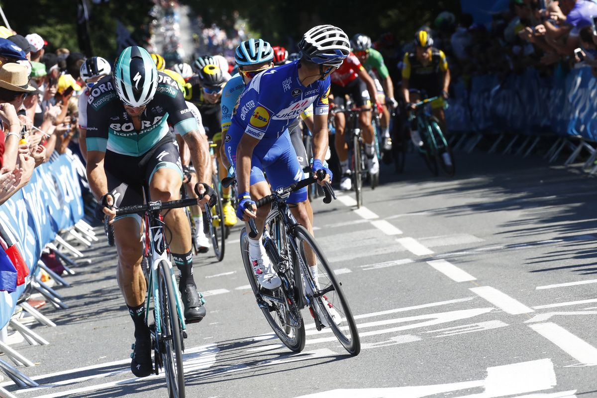 Julian Alaphilippe (Quick-Step Floors) looks back for reinforcements