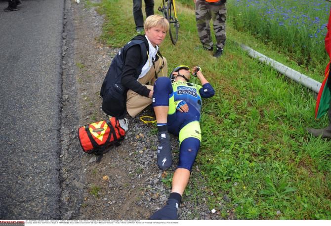 Jesus Hernandez (Tinkoff Saxo) crashes out of the Tour de France