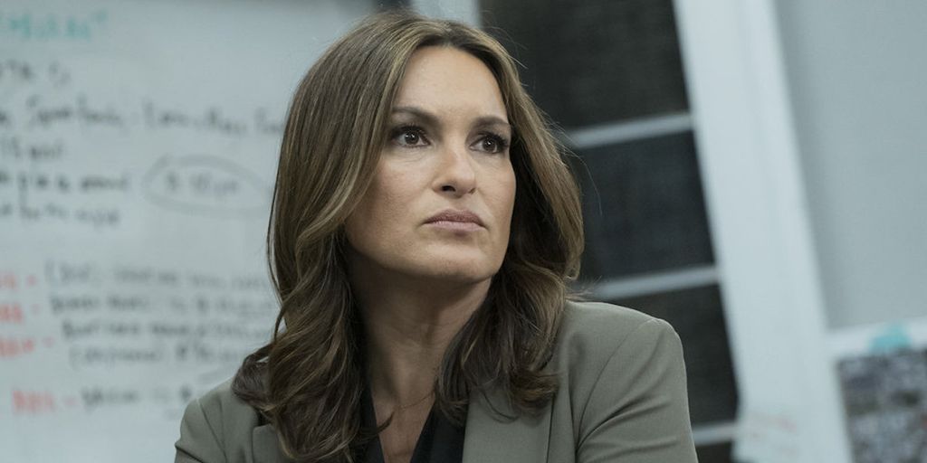 That Time Mariska Hargitay Was Fired From The Power Rangers Movie ...