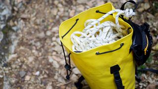 how to store climbing rope: rope bag