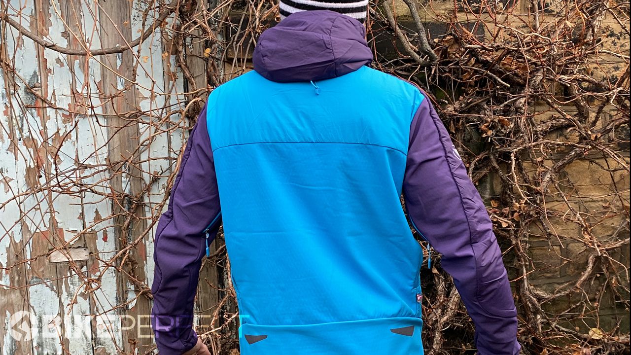 Endura MT500 Freezing Point II jacket hood and back panel