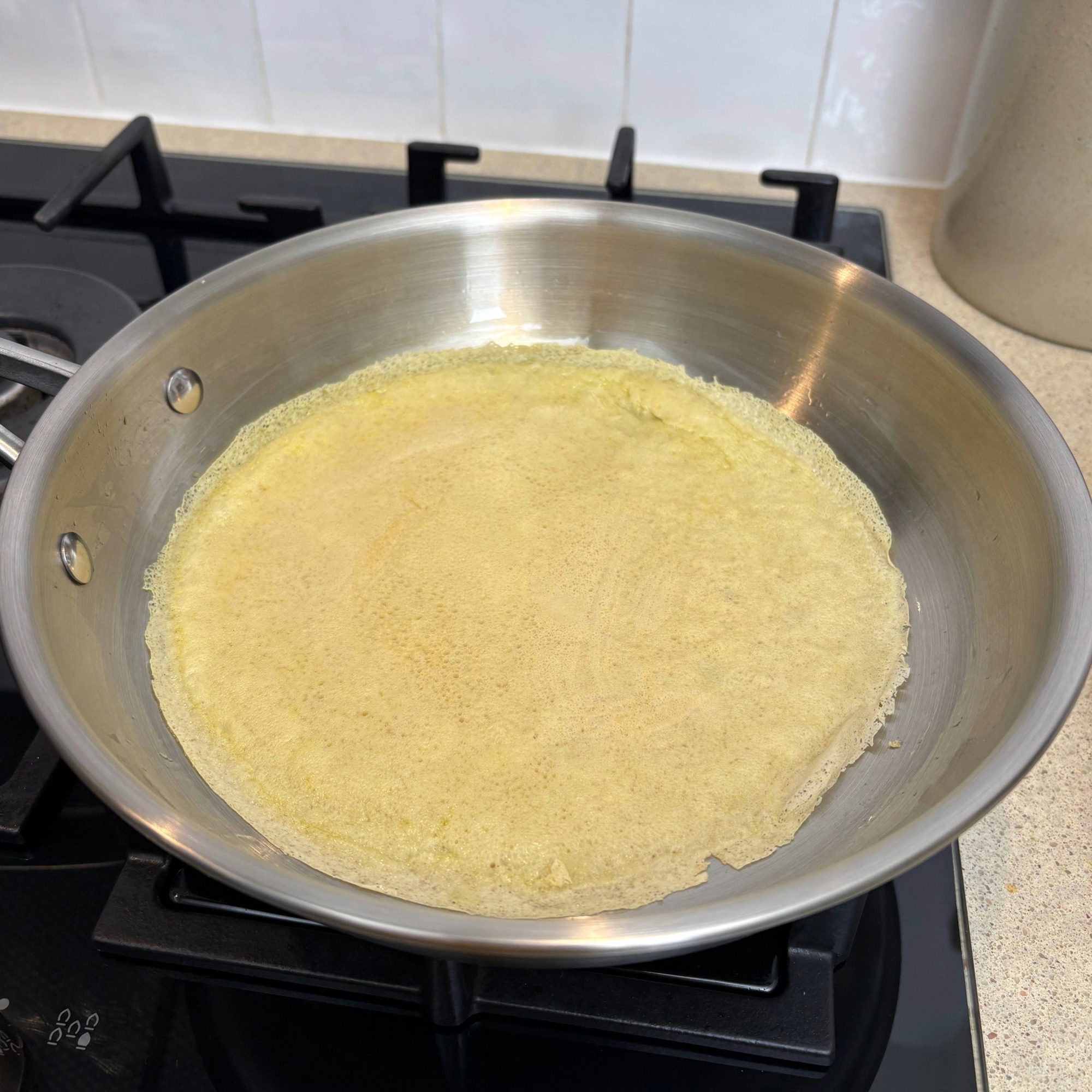 Testing the Le Creuset Stainless Steel Set with pancakes
