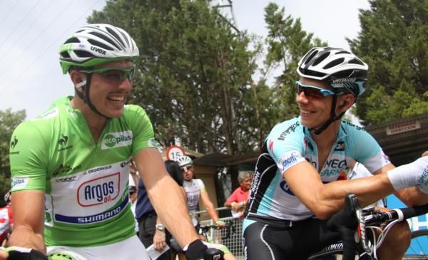 Degenklob and Martin share a joke at the start of the stage