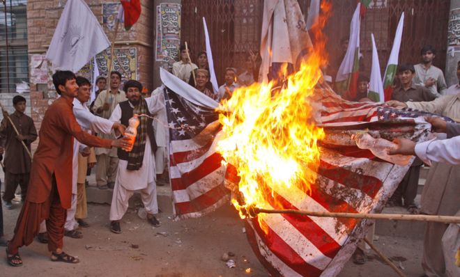 Pakistan flag burning